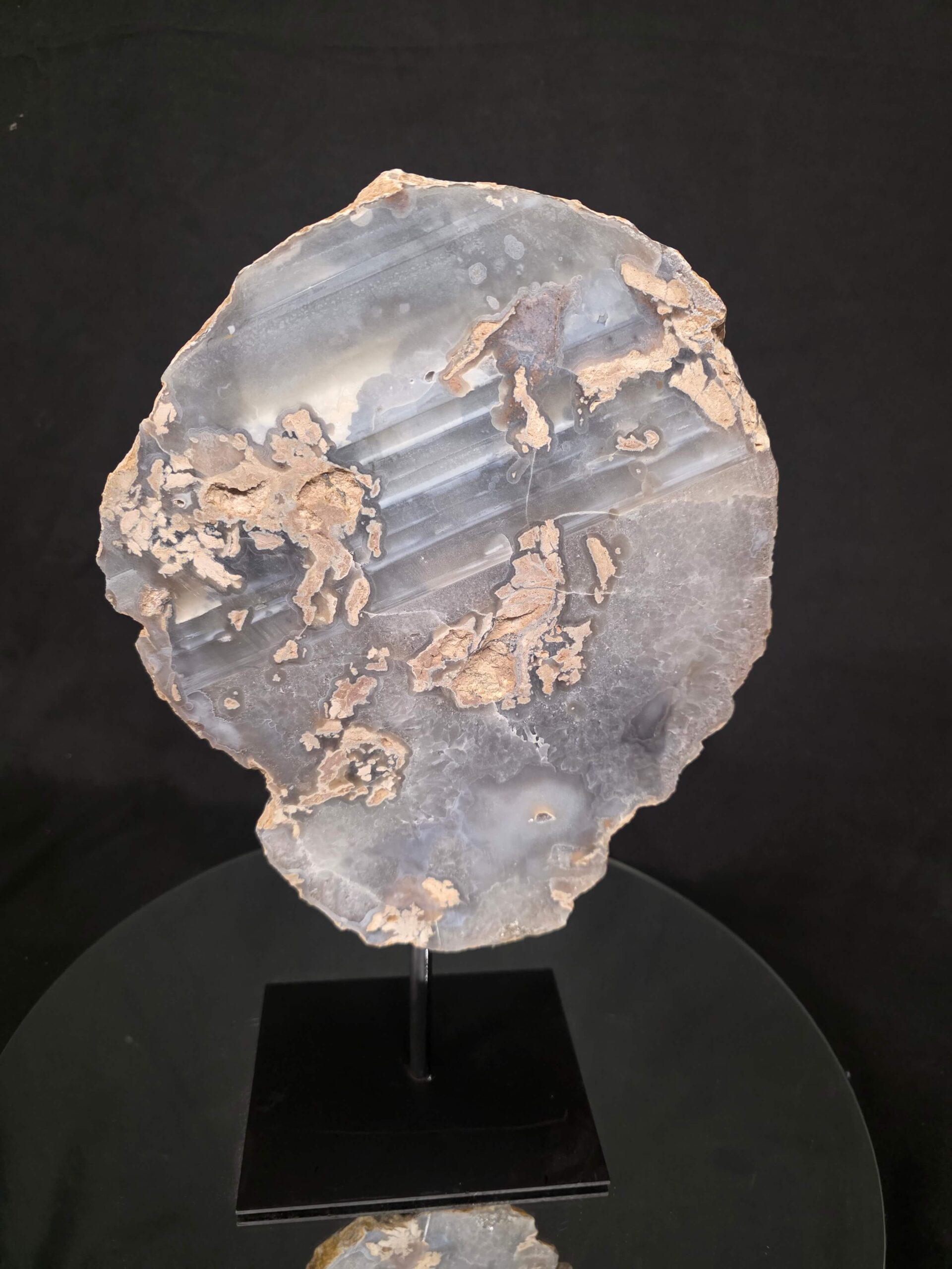 Large Premium Agate Natural Slice on Stand 30 – 3.091g - H37xW22xD12cm - Image 3