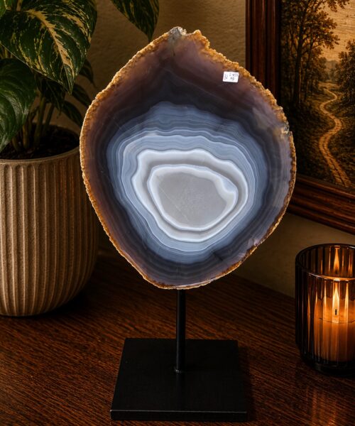 Large Premium Agate Natural Slice on Stand 31 – 2.455g - H35xW33.5xD12cm