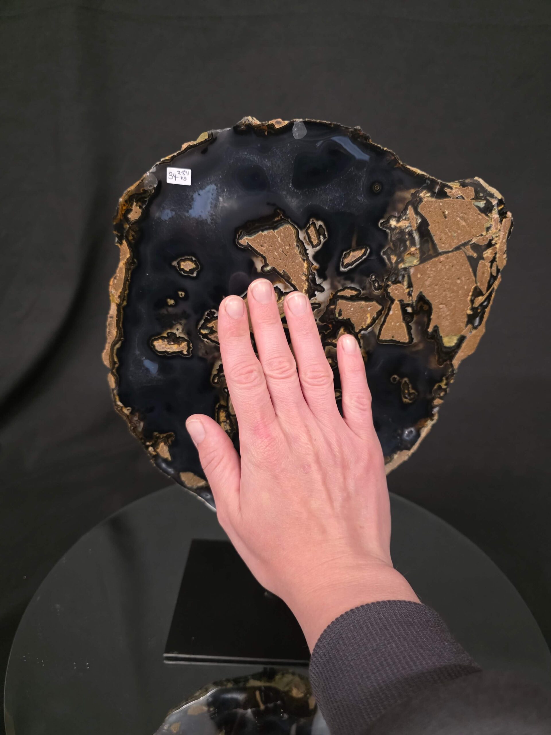 Large Premium Agate Natural Slice on Stand 34 – 2.891g - H34.5xW24xD12cm - Image 5