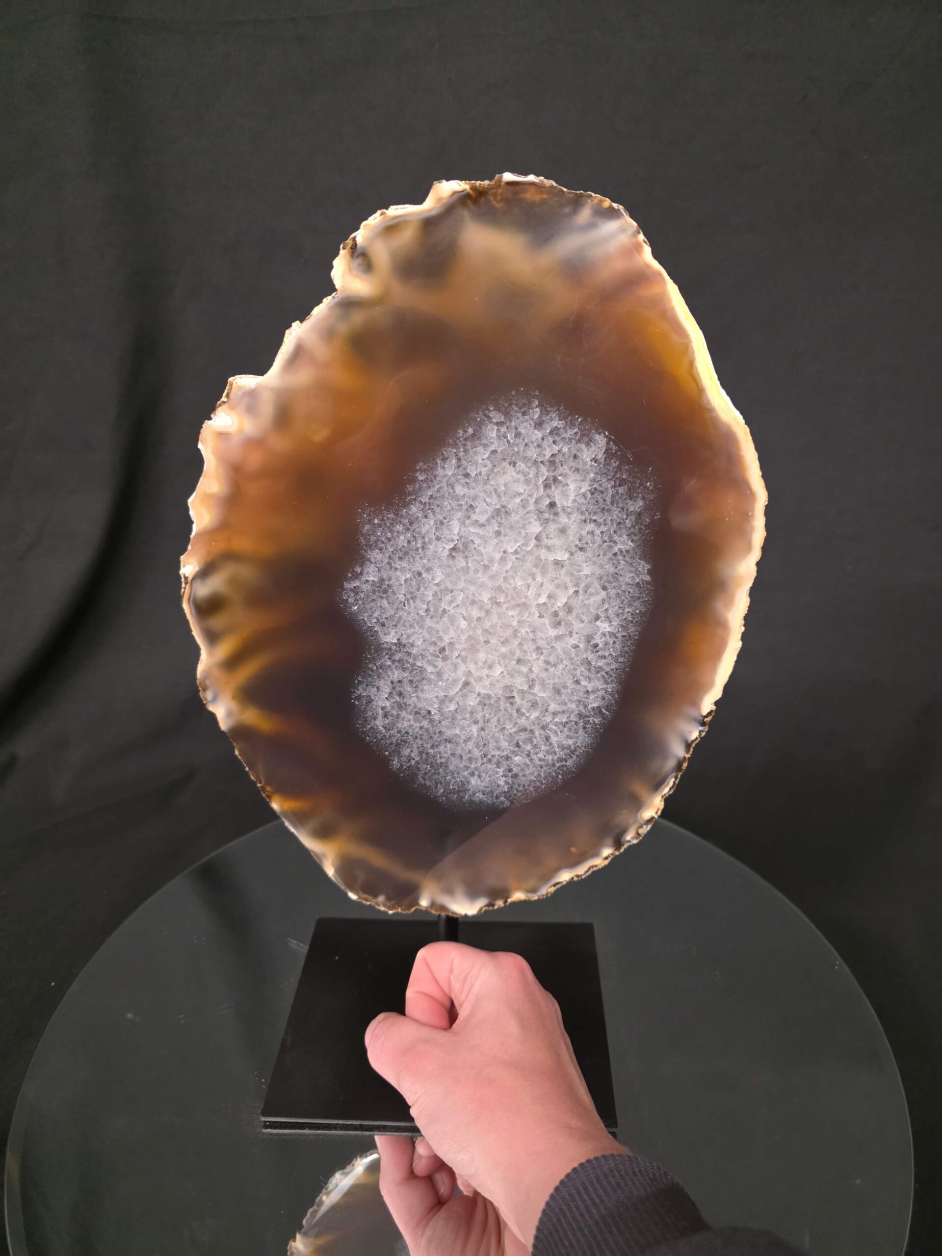 Large Premium Agate Natural Slice on Stand 36 – 2.801g - H36xW22xD12cm - Image 6