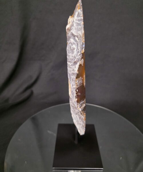 Alternative view of Large Premium Agate Natural Slice on Stand 38 – 2.742g - H34xW20xD12cm