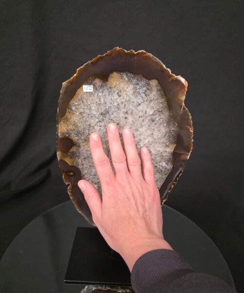 Large Premium Agate Natural Slice on Stand 38 – 2.742g - H34xW20xD12cm - Image 7