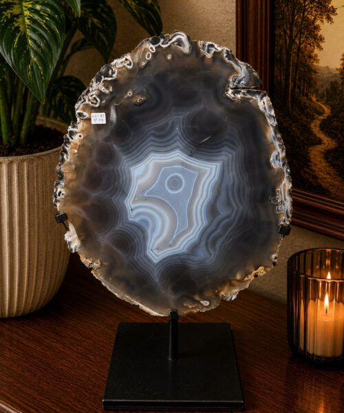Large Premium Agate Natural Slice on Stand 40 – 2.817g - H36.5xW24.5xD12cm