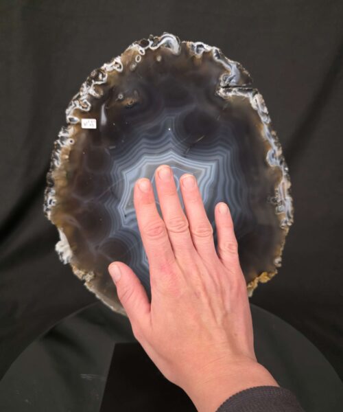 Large Premium Agate Natural Slice on Stand 40 – 2.817g - H36.5xW24.5xD12cm - Image 7