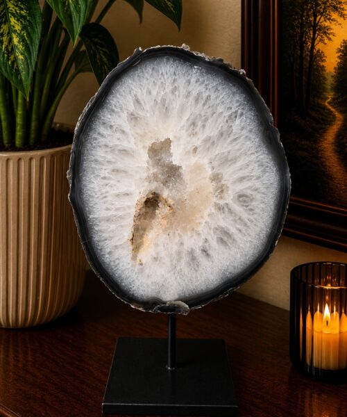 Large Premium Agate Natural Slice on Stand 41 – 3.475g - H37xW25xD12cm