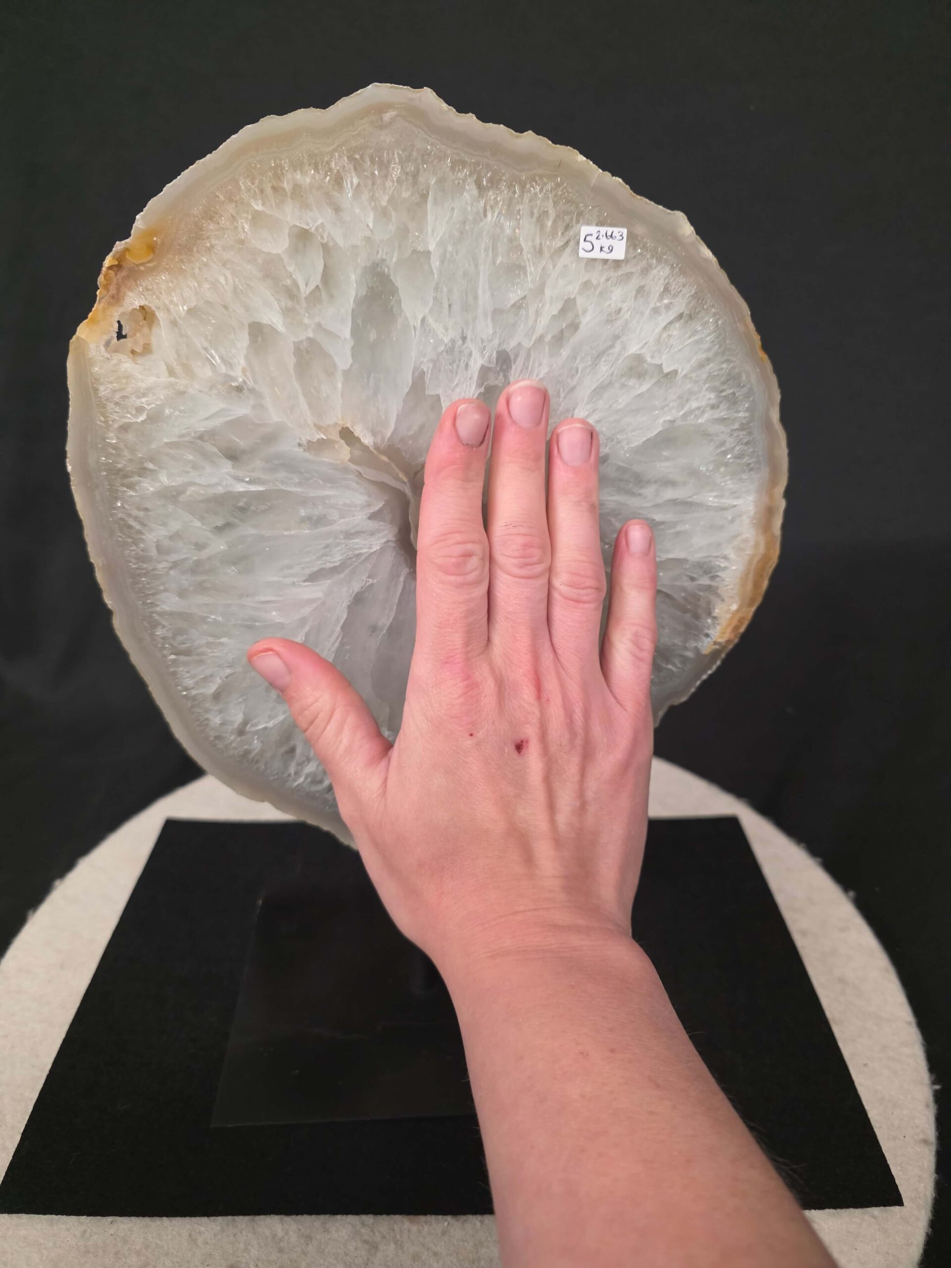 Large Premium Agate Natural Slice on Stand 5 – 2.663g - H32xW22xD12cm - Image 8