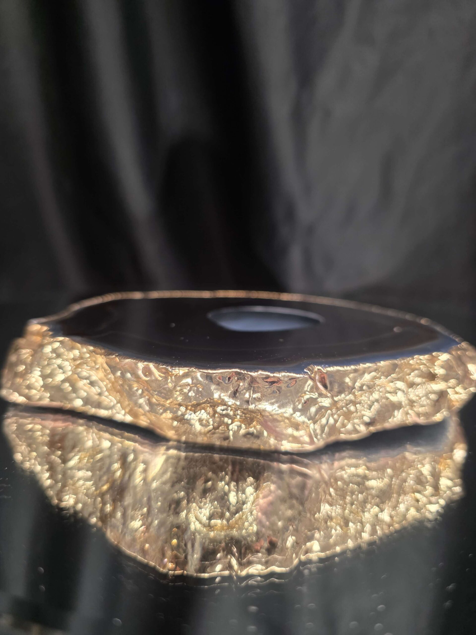 Black Agate Slice 4 Handpicked 696g H2xW15xD13cm Microcrystalline Quartz Gold Gilded 24ct Tealight Candle Holder - Image 5