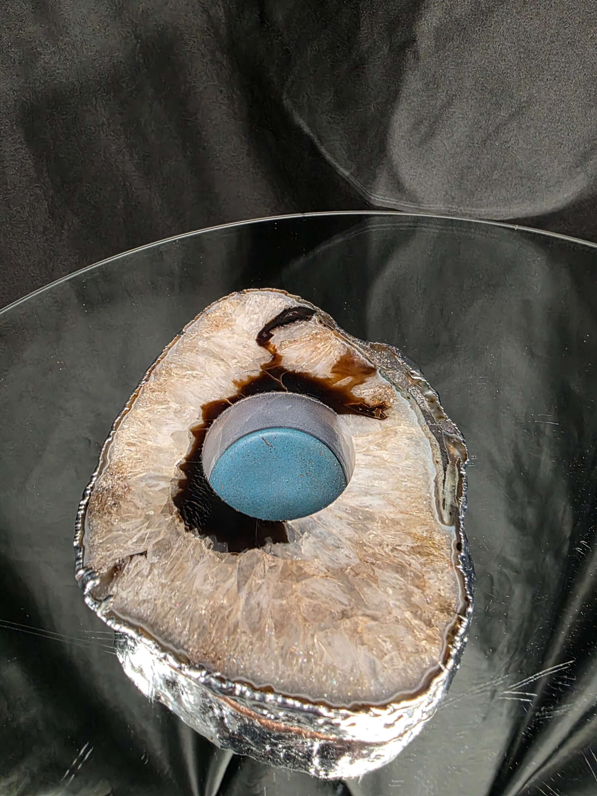 Large Black Agate Slice 3 Handpicked 472g H2xW13xD11cm Microcrystalline Quartz Silver Gilded Tealight Candle Holder - Image 2