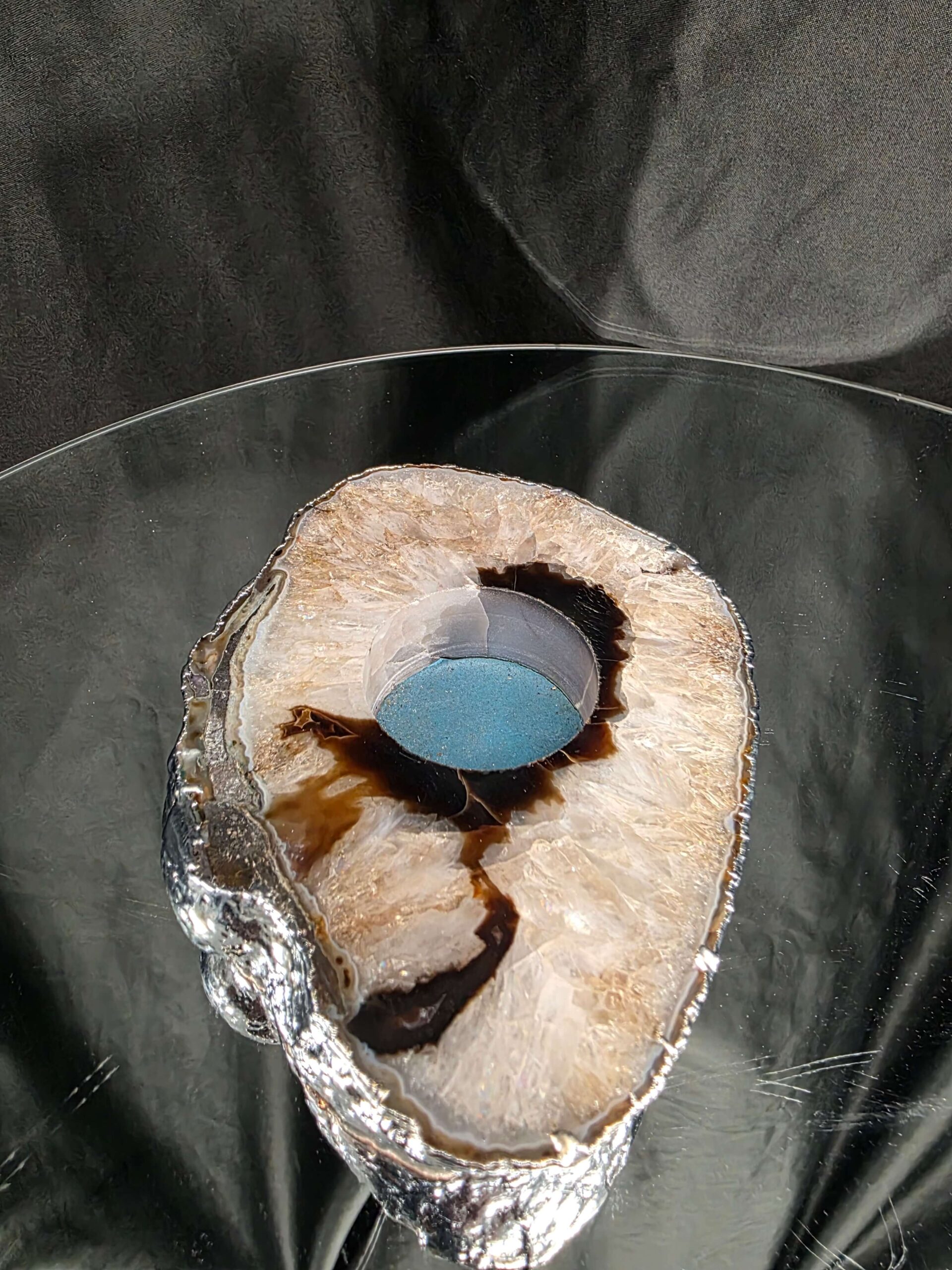 Large Black Agate Slice 3 Handpicked 472g H2xW13xD11cm Microcrystalline Quartz Silver Gilded Tealight Candle Holder - Image 4