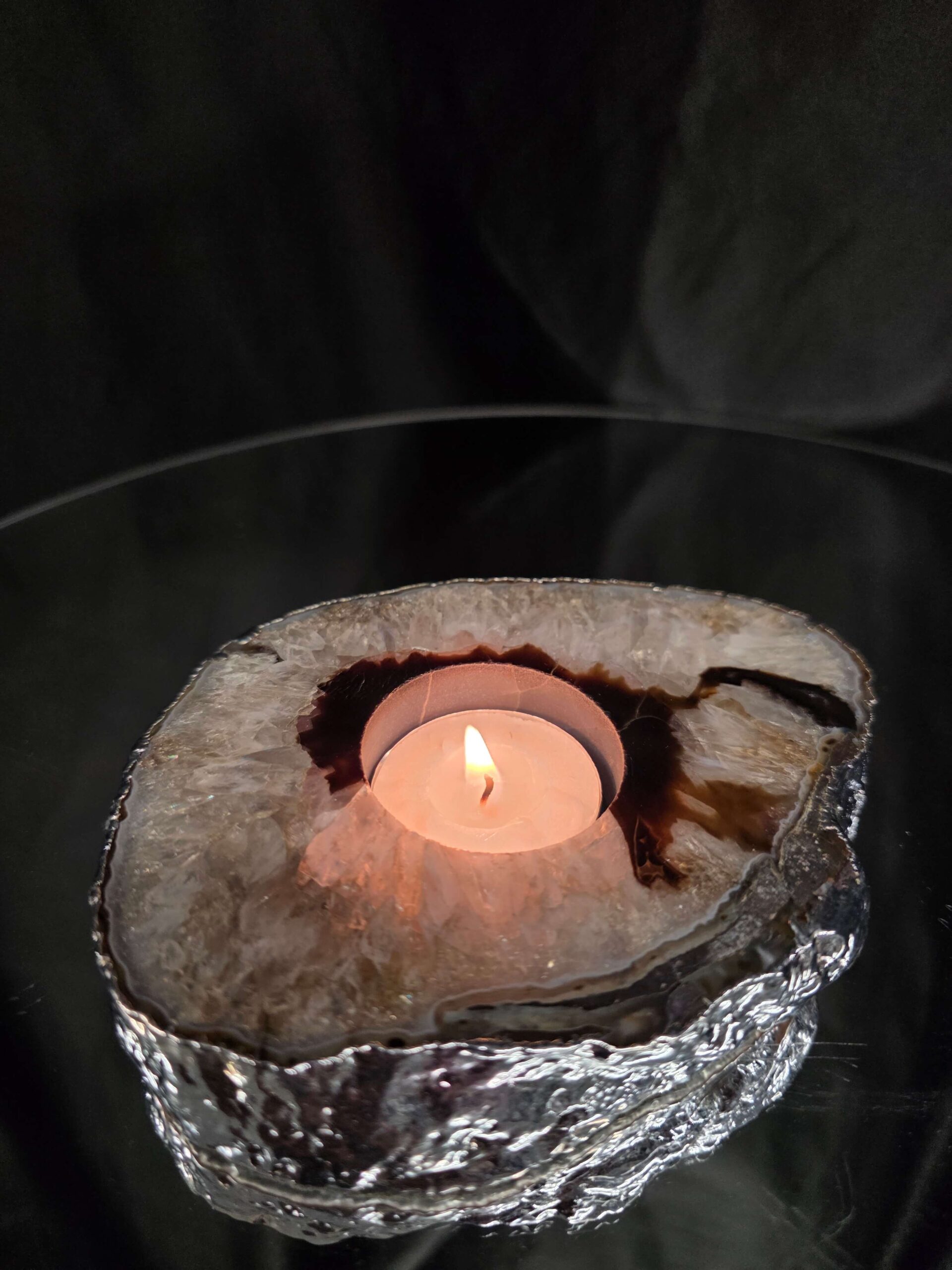 Large Black Agate Slice 3 Handpicked 472g H2xW13xD11cm Microcrystalline Quartz Silver Gilded Tealight Candle Holder - Image 9