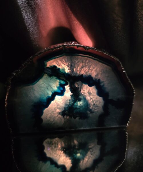 Large Blue Agate End Candle 3 Handpicked 922g H7.5xW12xD7.5cm Microcrystalline Quartz Silver Gilded Tealight Holder - Image 11
