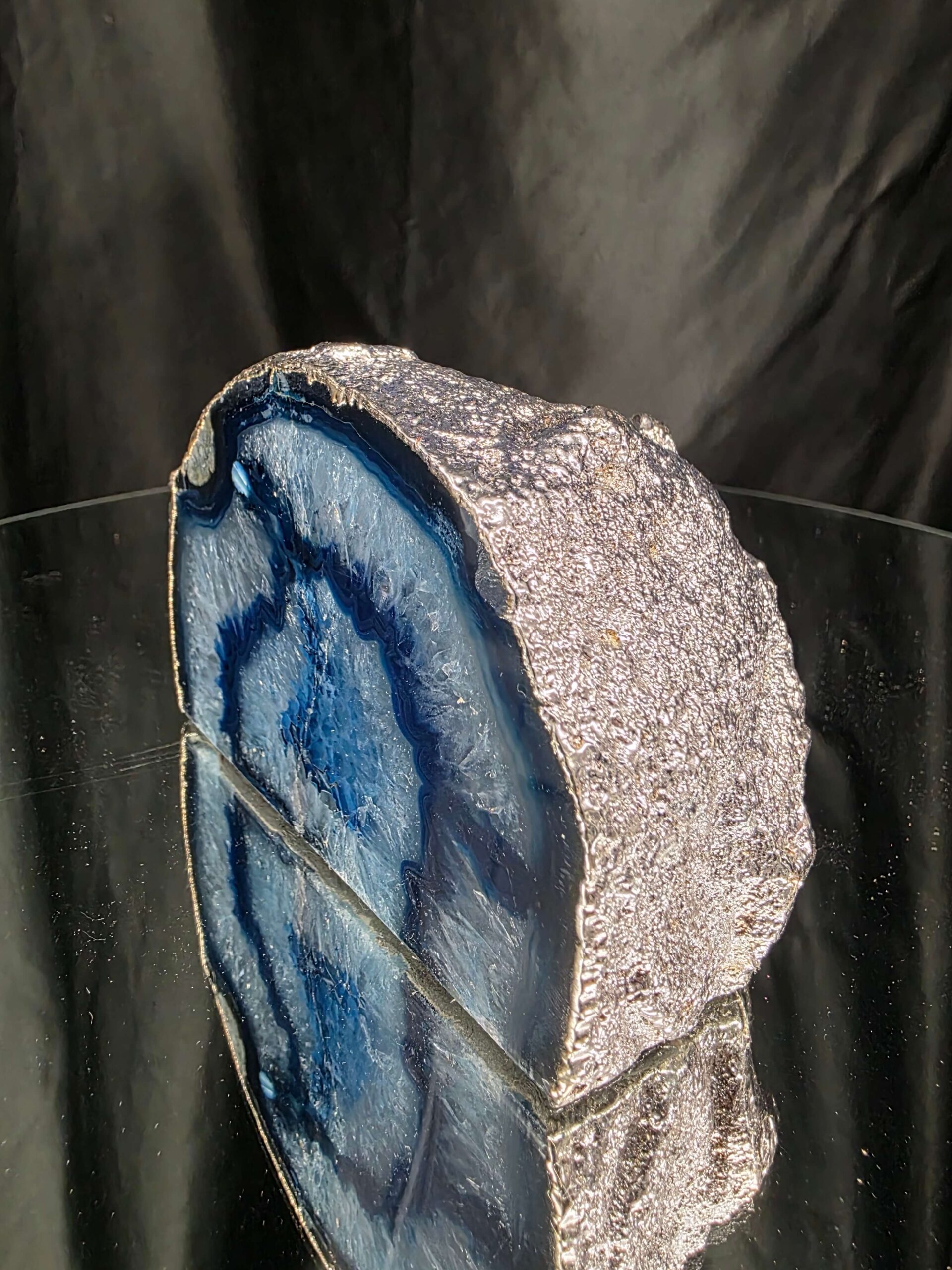 Large Blue Agate End Candle 3 Handpicked 922g H7.5xW12xD7.5cm Microcrystalline Quartz Silver Gilded Tealight Holder - Image 3