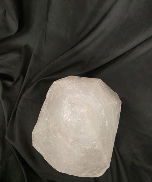 Huge Extra Large Tall Point 6 Premium Clear Rock Crystal Quartz - 16.1kg H36xW17.5xD14cm - Image 6