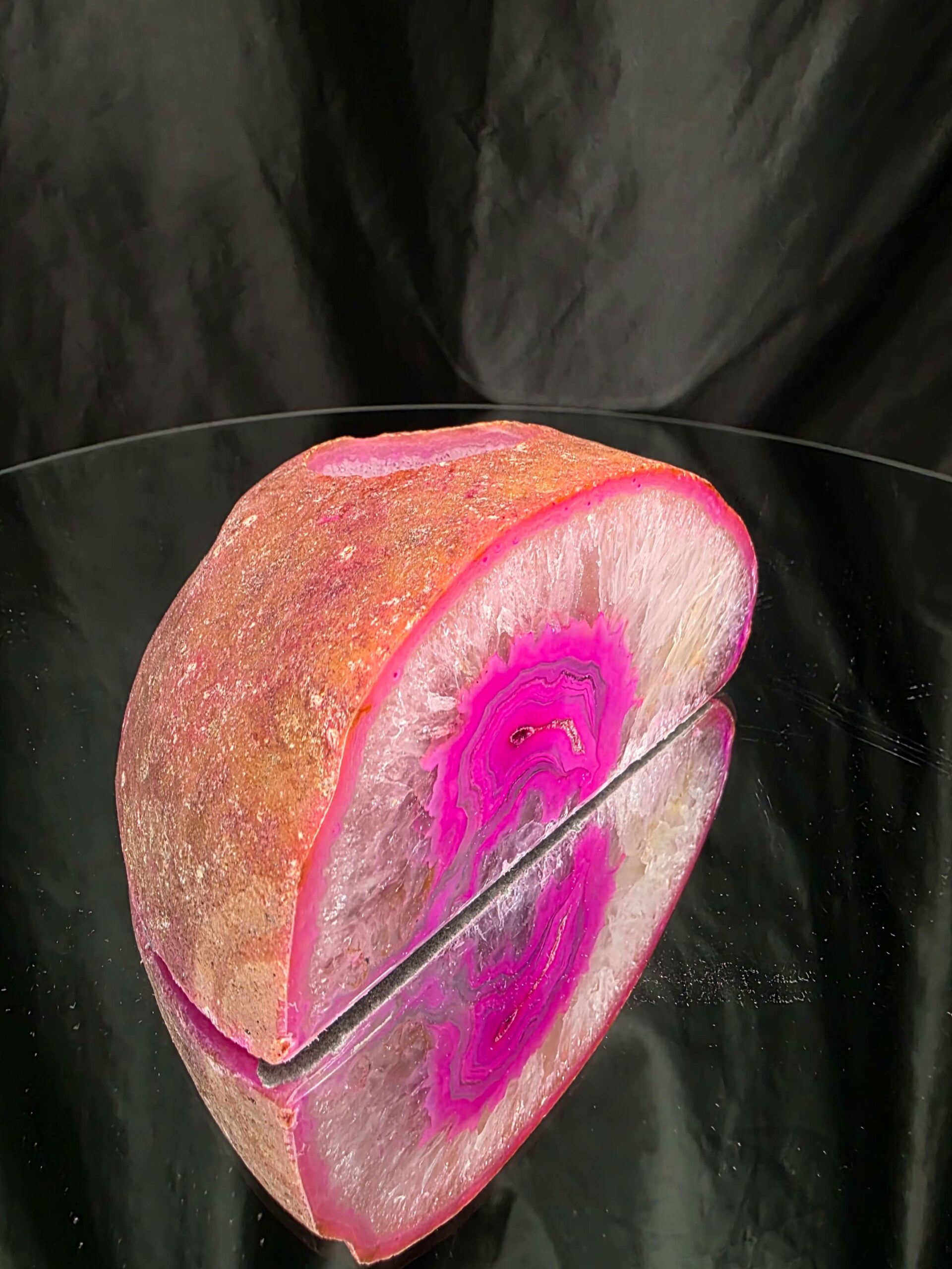 Large Pink Agate End Candle 2 Handpicked 791g H6xW12.5xD8cm Microcrystalline Quartz Tealight Holder Ornament - Image 4
