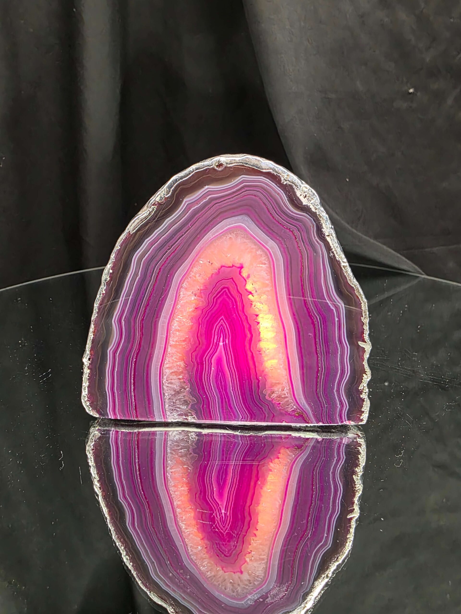 Large Pink Agate End Candle 3 Handpicked 851g H9xW10.5xD6.5cm Microcrystalline Quartz Silver Gilded Tealight Holder - Image 8