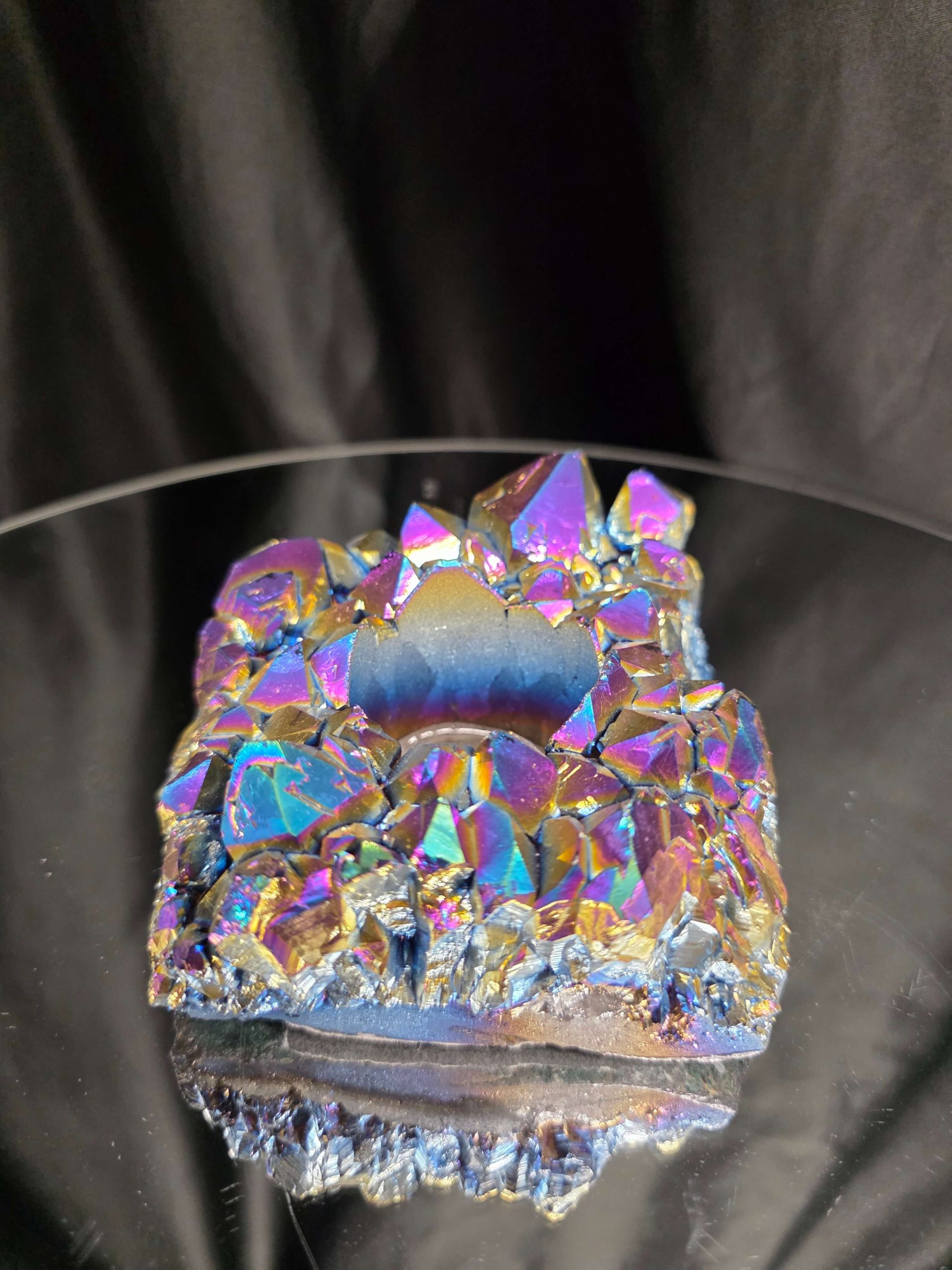 Rainbow Quartz Candle No. 2 Aura, Titanium, Point, Cluster, Gemstone Tealight Holder 694g H5xW10.5xD10cm - Image 2