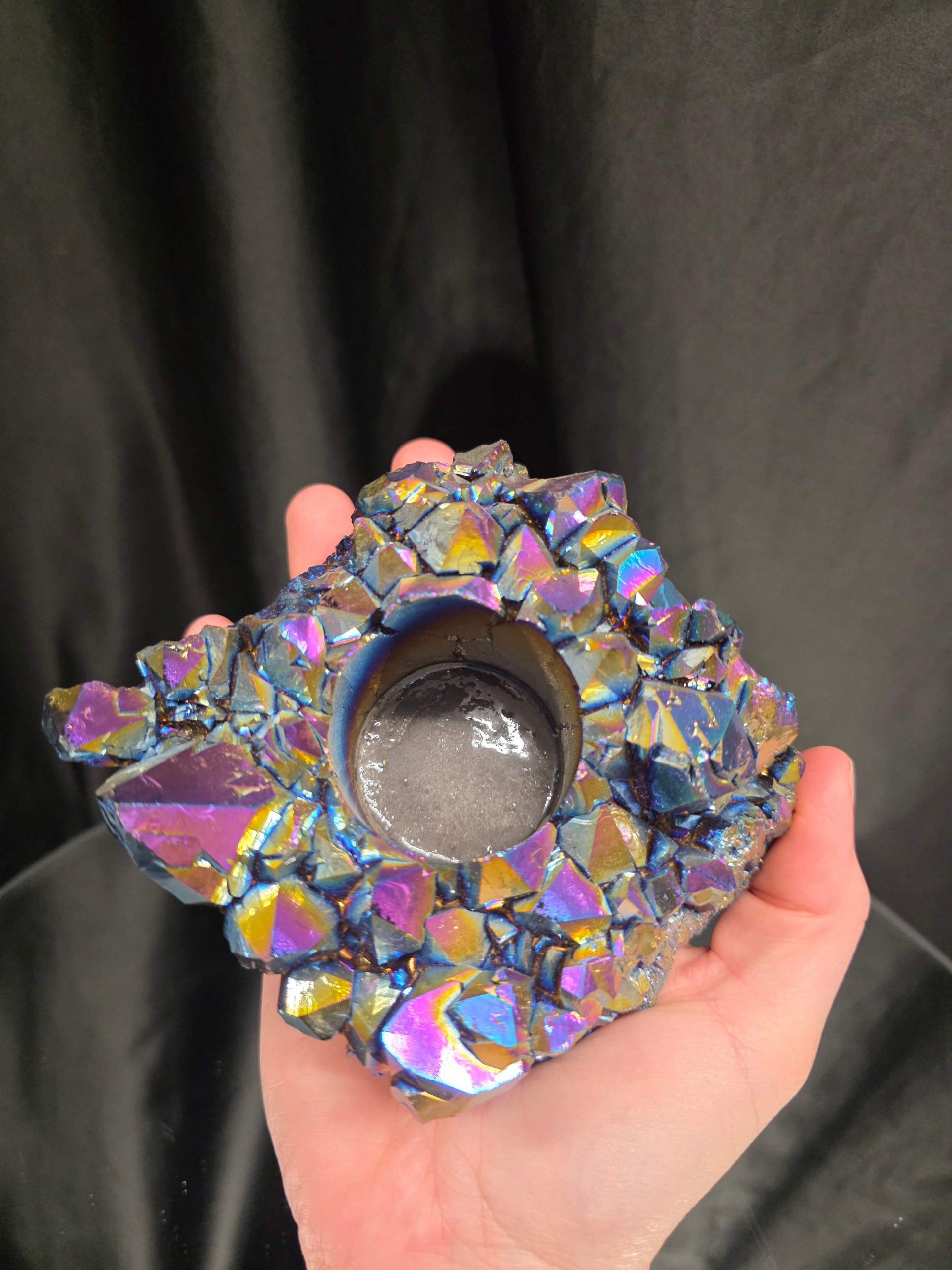 Rainbow Quartz Candle No. 2 Aura, Titanium, Point, Cluster, Gemstone Tealight Holder 694g H5xW10.5xD10cm - Image 5