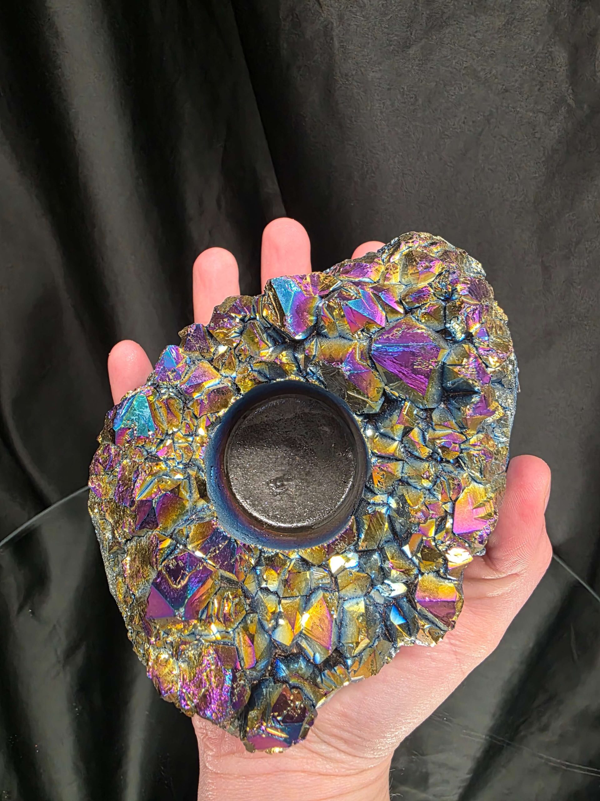 Rainbow Quartz Candle No. 5 Aura, Titanium, Point, Cluster, Gemstone Tealight Holder 703g H6xW12xD10cm - Image 6