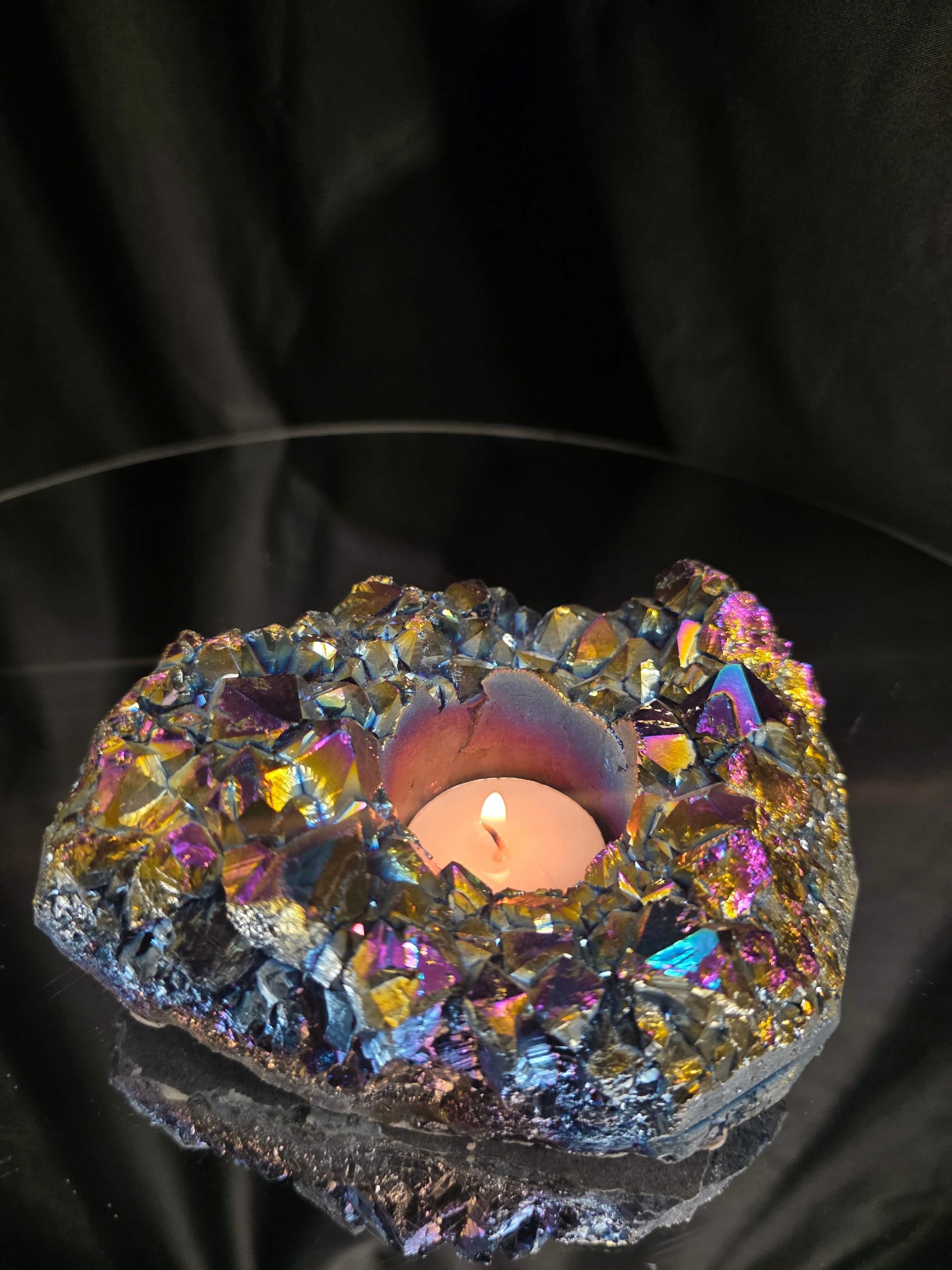 Rainbow Quartz Candle No. 5 Aura, Titanium, Point, Cluster, Gemstone Tealight Holder 703g H6xW12xD10cm - Image 9