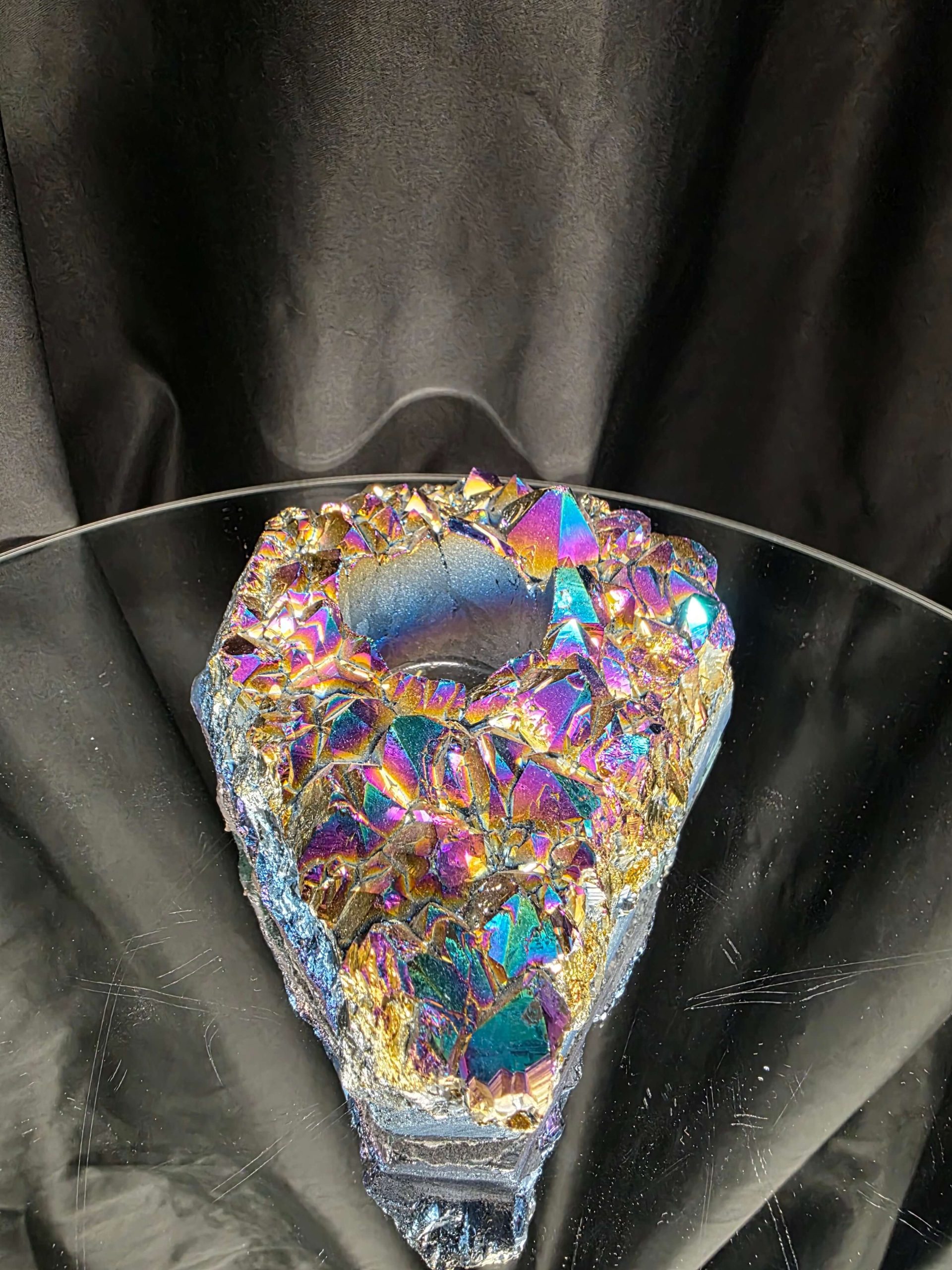Rainbow Quartz Candle No. 4 Aura, Titanium, Point, Cluster, Gemstone Tealight Holder 969g H5.5xW15xD12cm - Image 5