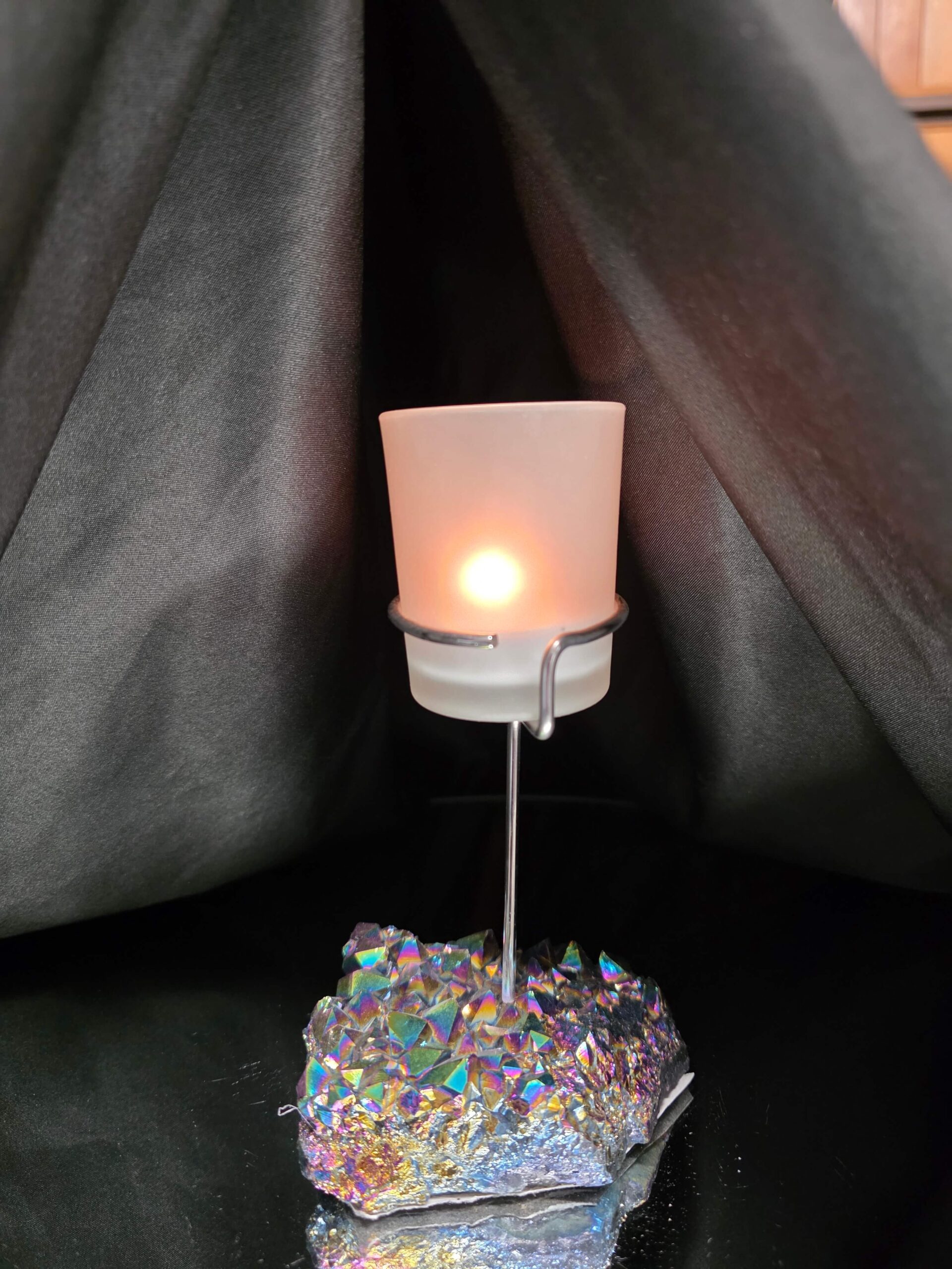 Premium A Grade Rainbow Candle No. 3 Quartz Cluster Druzy / 1 Cup Tealight Holders 392g H17xW10xD9cm