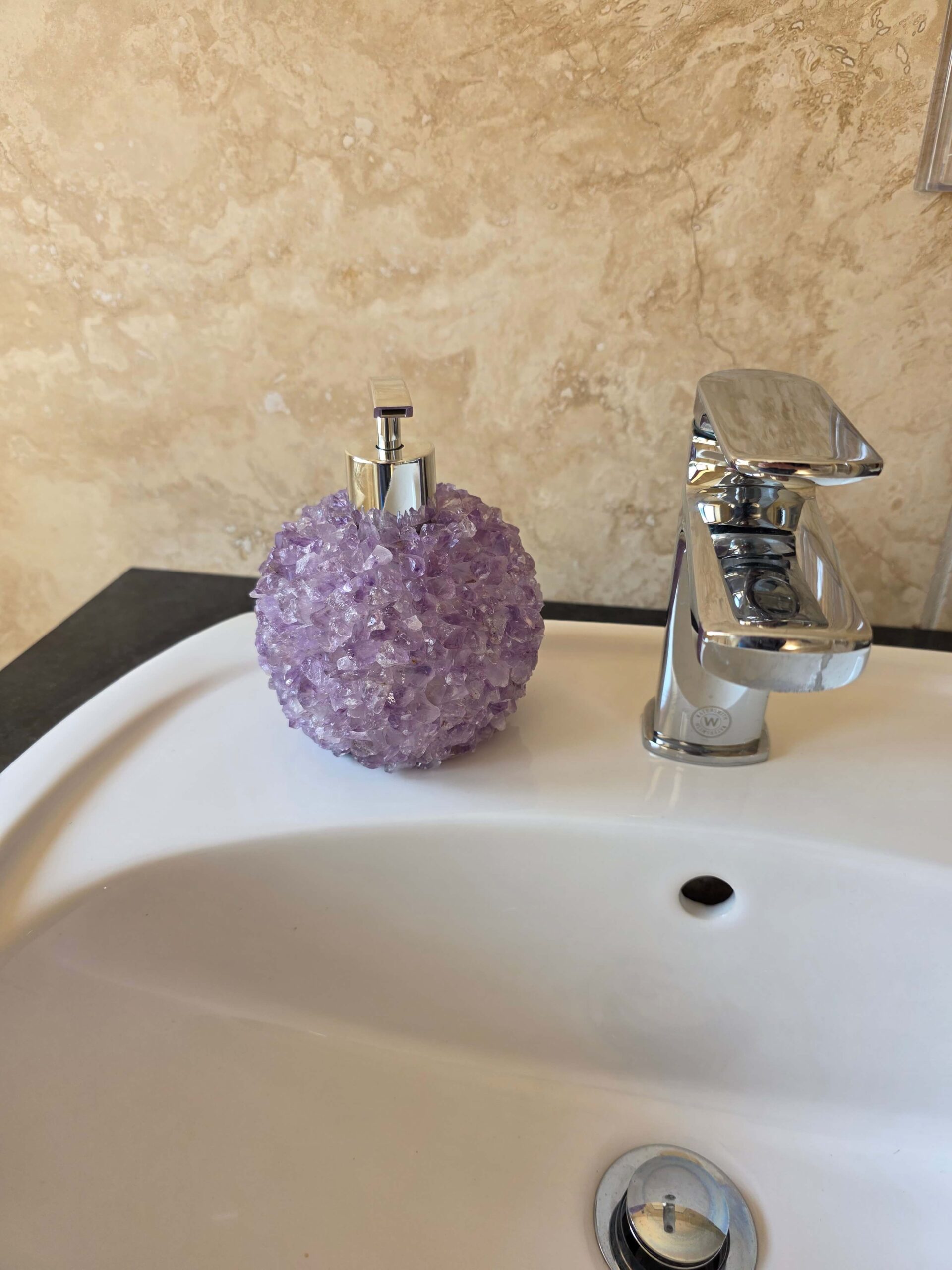 Luxury Amethyst Crystal Soap Dispenser with Chrome Pump 500g H14xW10xD10cm - Image 4