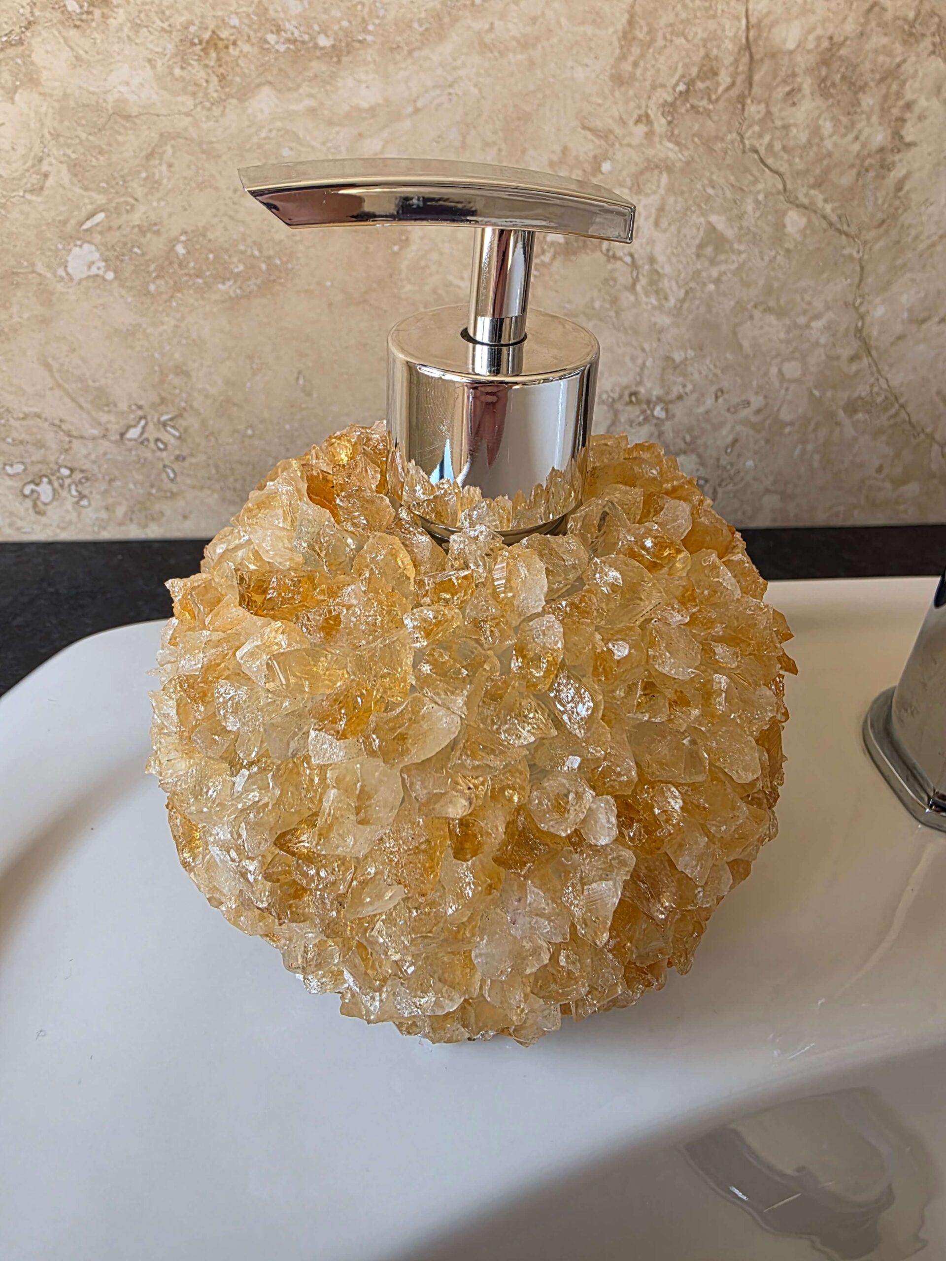 Luxury Citrine Crystal Soap Dispenser with Chrome Pump 500g H14xW10xD10cm - Image 2