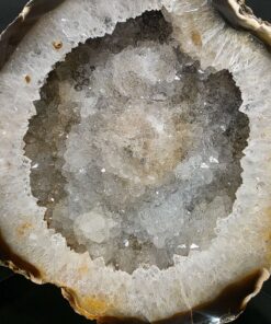 Premium Agate Geode on Stand 1 – 3.333g - H31xW20xD10cm - Image 6