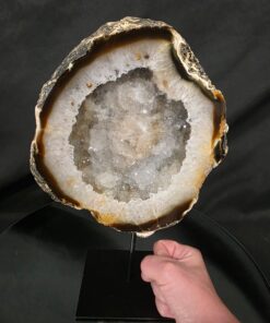 Premium Agate Geode on Stand 1 – 3.333g - H31xW20xD10cm - Image 7