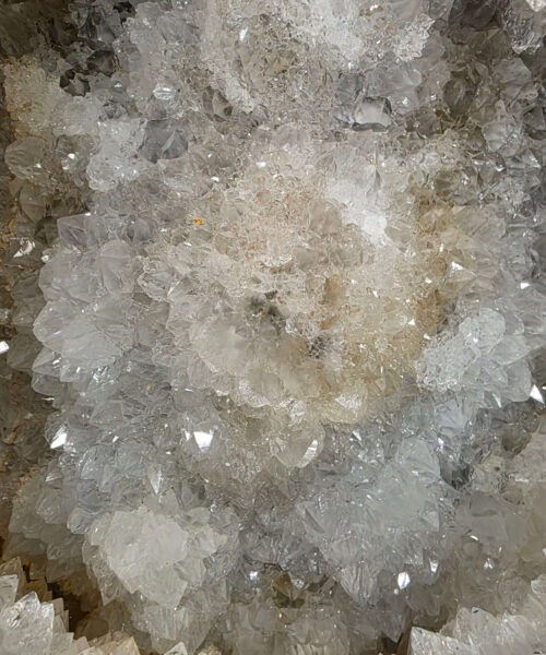 Premium Agate Geode on Stand 1 – 3.333g - H31xW20xD10cm - Image 8