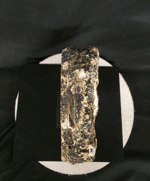 Premium Agate Geode on Stand 1 – 3.333g - H31xW20xD10cm - Image 10
