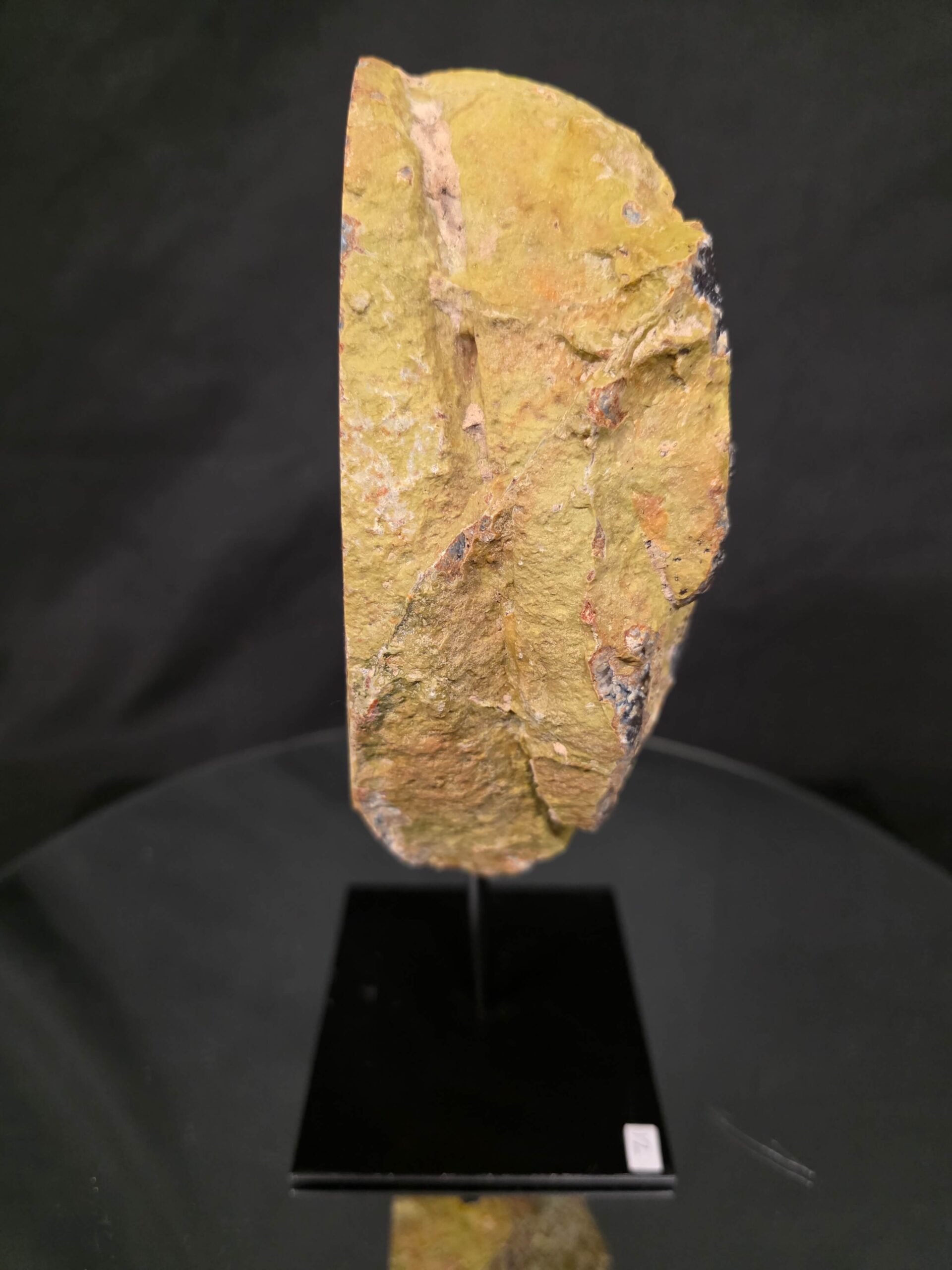 Premium Agate Geode on Stand 12 – 3.375g - H16xW15.5xD10cm - Image 3