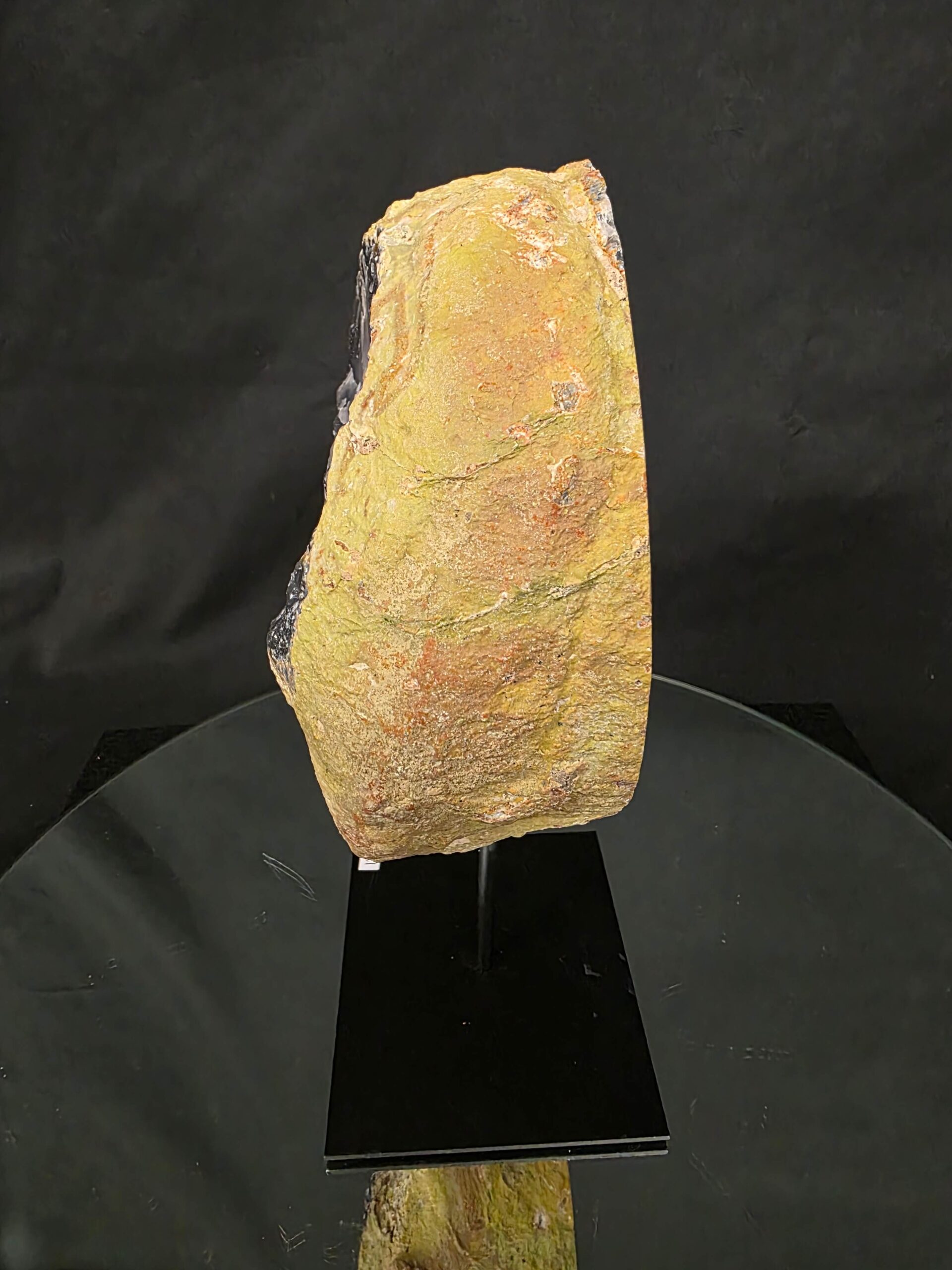 Premium Agate Geode on Stand 12 – 3.375g - H16xW15.5xD10cm - Image 5