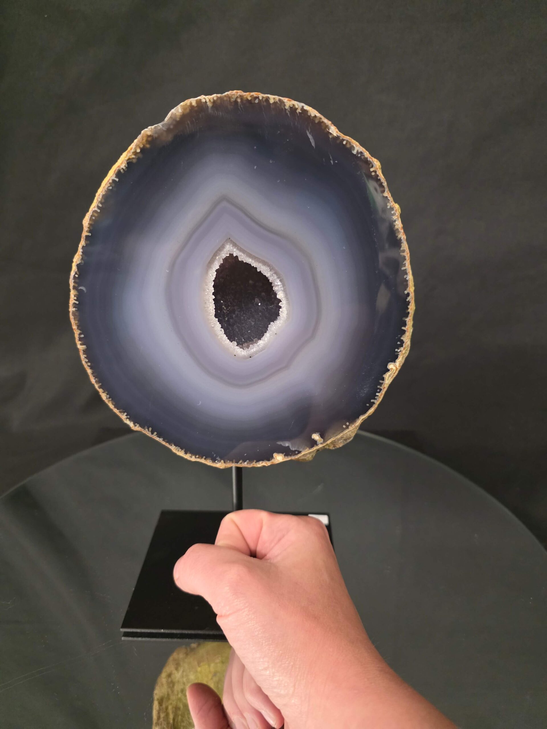 Premium Agate Geode on Stand 12 – 3.375g - H16xW15.5xD10cm - Image 7