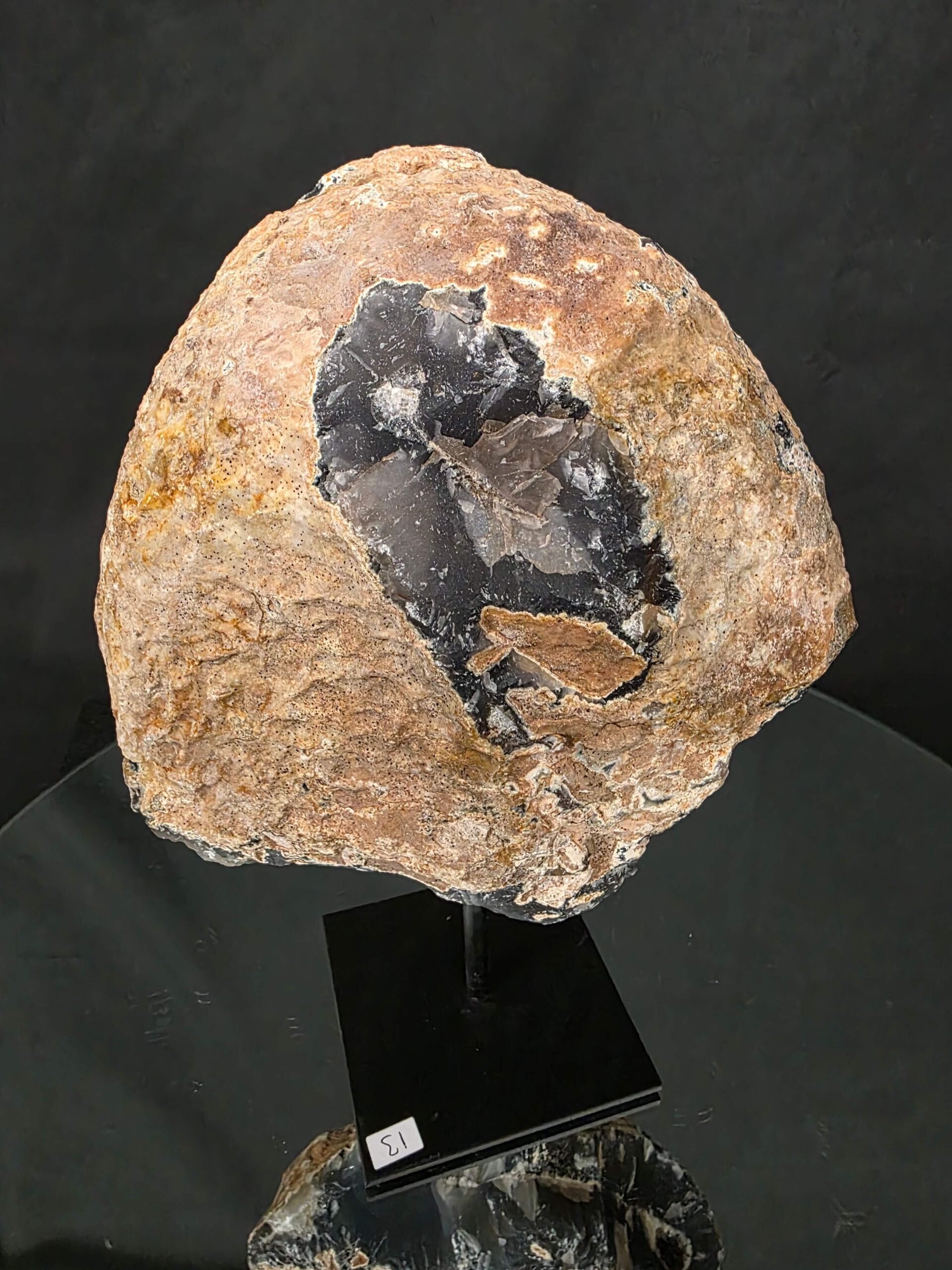 Premium Agate Geode on Stand 13 – 2.629g - H13xW16xD8cm - Image 4