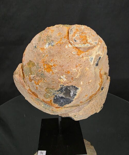 Premium Agate Geode on Stand 14 – 1.411g - H20xW16xD8cm - Image 6