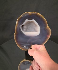 Premium Agate Geode on Stand 14 – 1.411g - H20xW16xD8cm - Image 2
