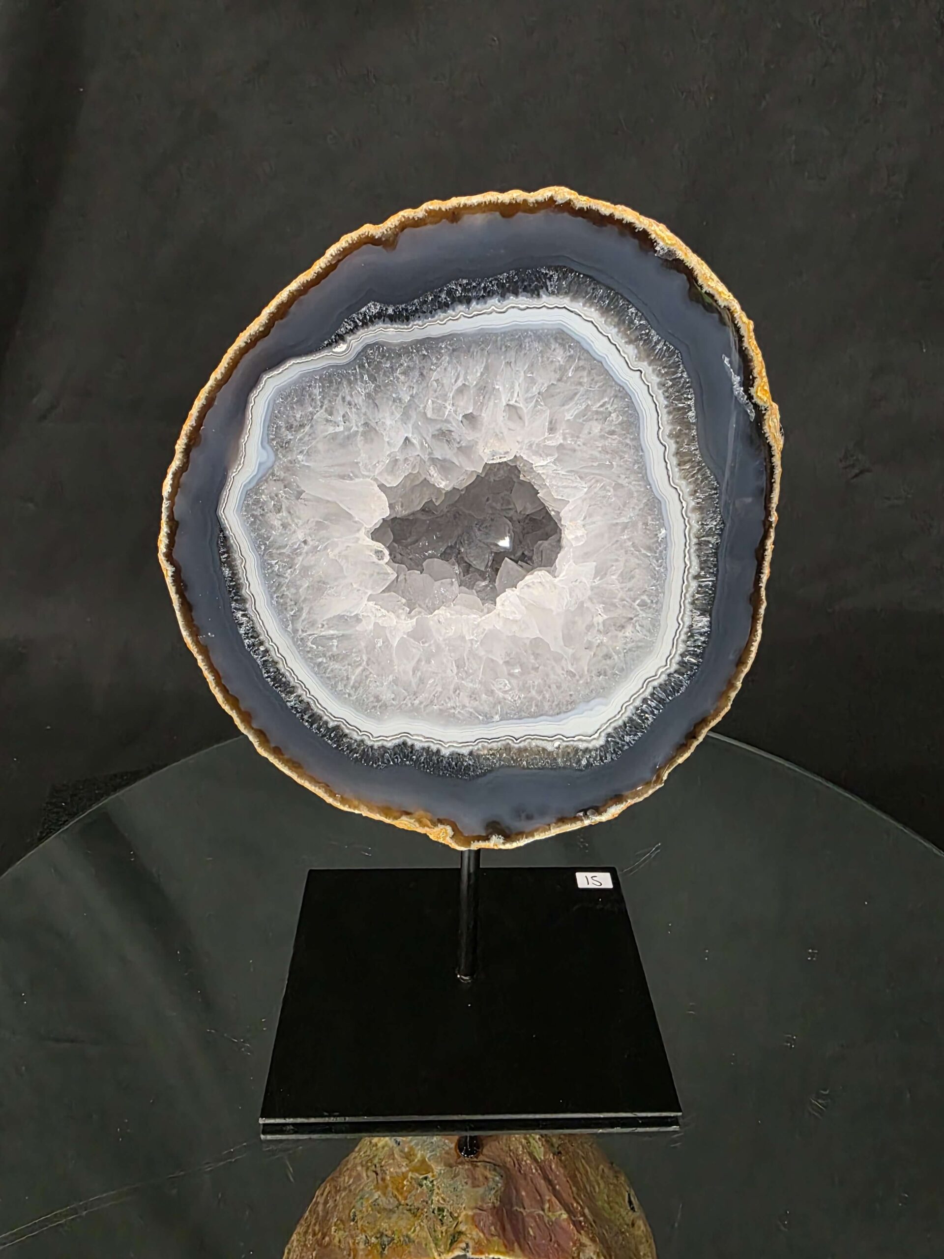 Premium Agate Geode on Stand 15 – 3.094g - H14xW15xD10cm - Image 2