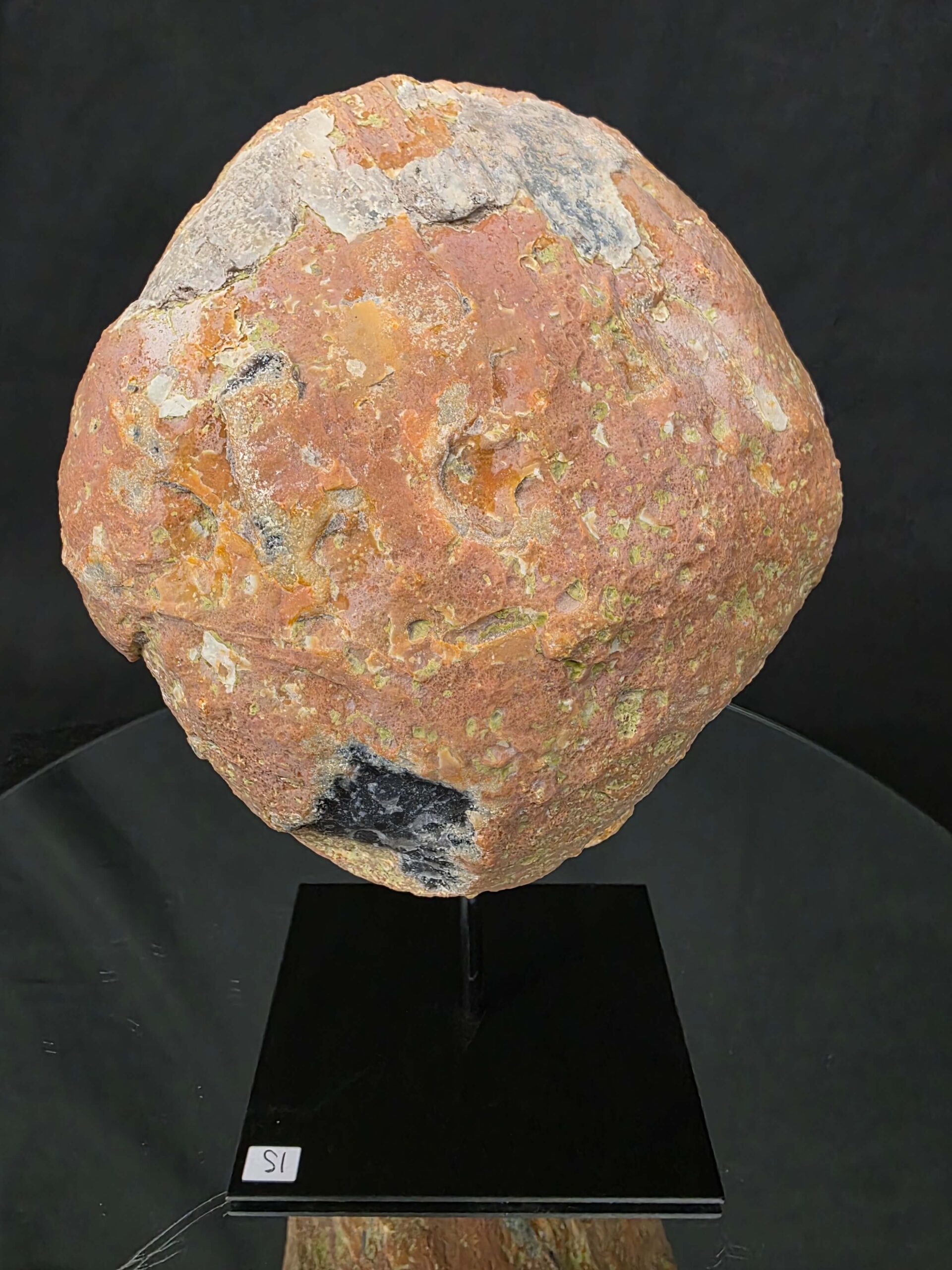 Premium Agate Geode on Stand 15 – 3.094g - H14xW15xD10cm - Image 4