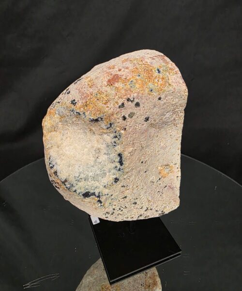Alternative view of Premium Agate Geode on Stand 16 – 2.221g - H20xW9.5xD10cm