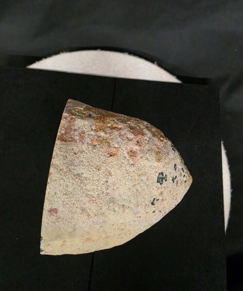 Premium Agate Geode on Stand 16 – 2.221g - H20xW9.5xD10cm - Image 4