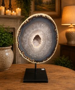 Premium Agate Geode on Stand 6 – 2.582g - H21.5xW13xD8cm