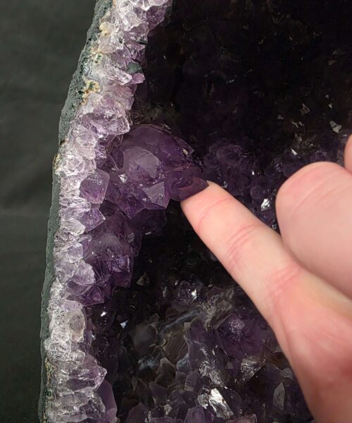 Amethyst Crystal Geode 1143 Premium Queen Grade 5.92kg H24xW17xD14cm - Image 9