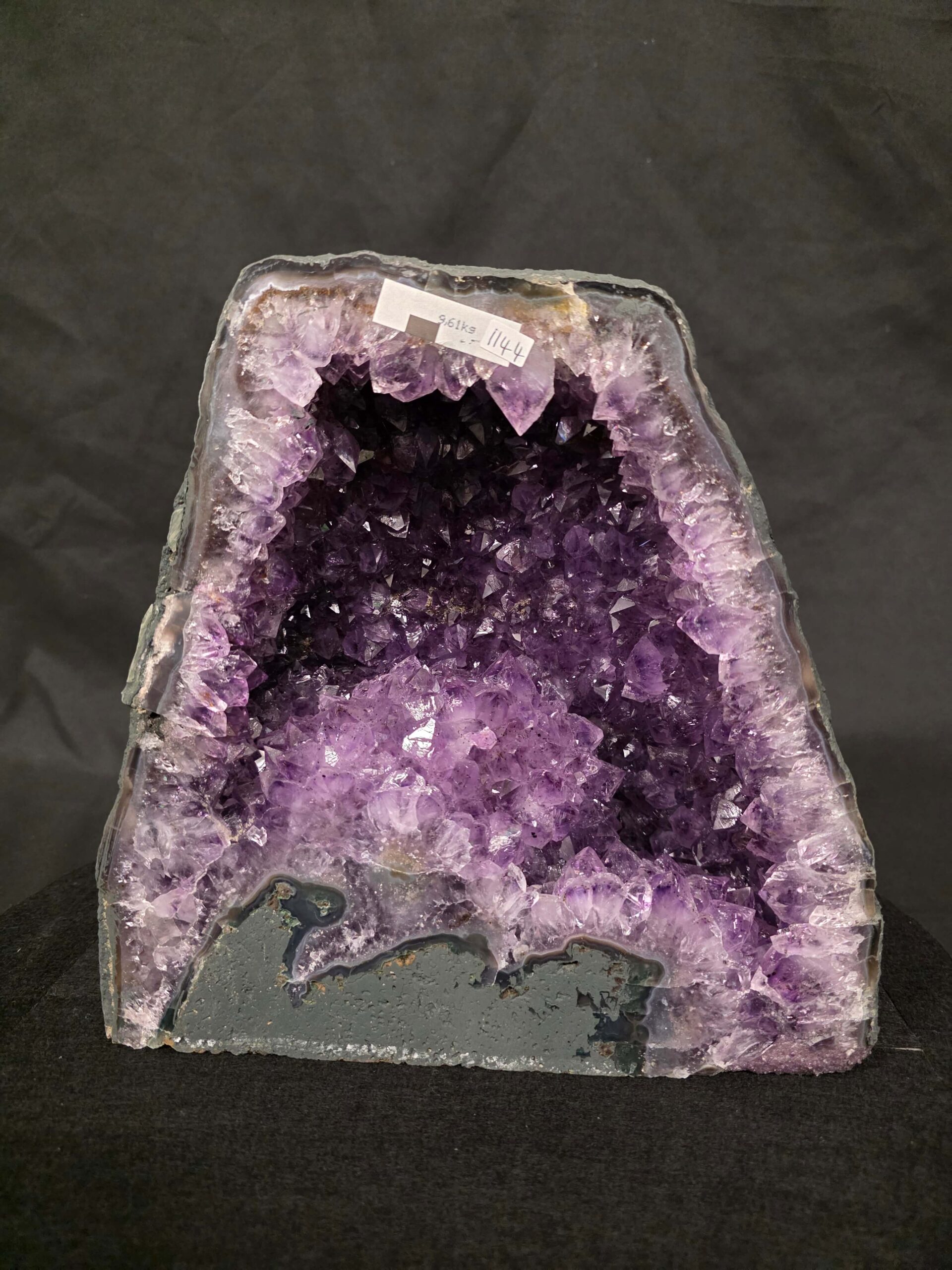 Amethyst Crystal Geode 1144 Premium Queen Grade 9.61kg H25xW25xD14cm - Image 2