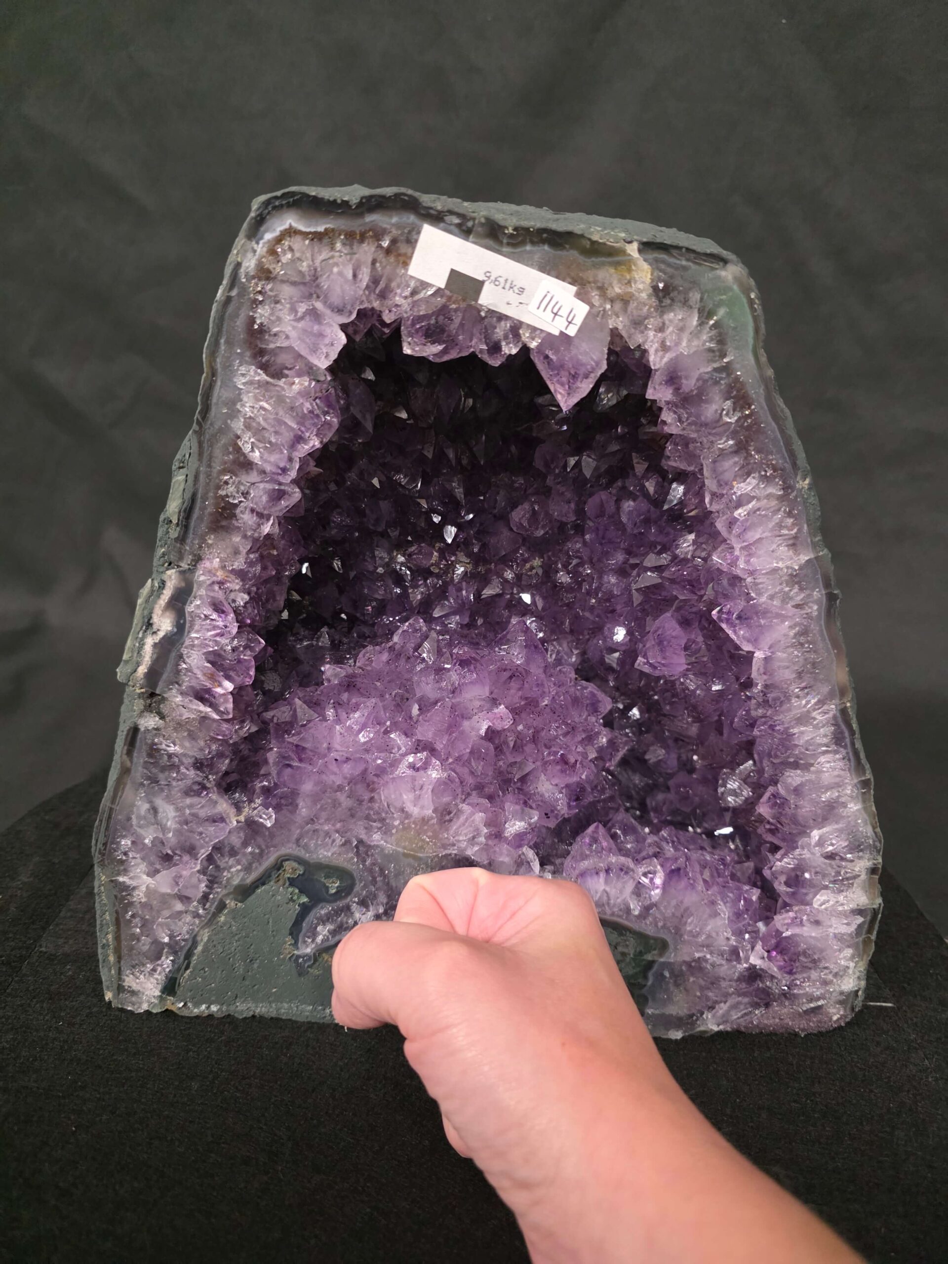 Amethyst Crystal Geode 1144 Premium Queen Grade 9.61kg H25xW25xD14cm - Image 5