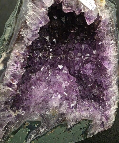 Amethyst Crystal Geode 1144 Premium Queen Grade 9.61kg H25xW25xD14cm - Image 9