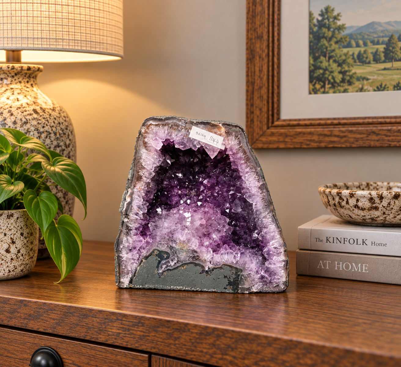 Amethyst Crystal Geode 1144 Premium Queen Grade 9.61kg H25xW25xD14cm