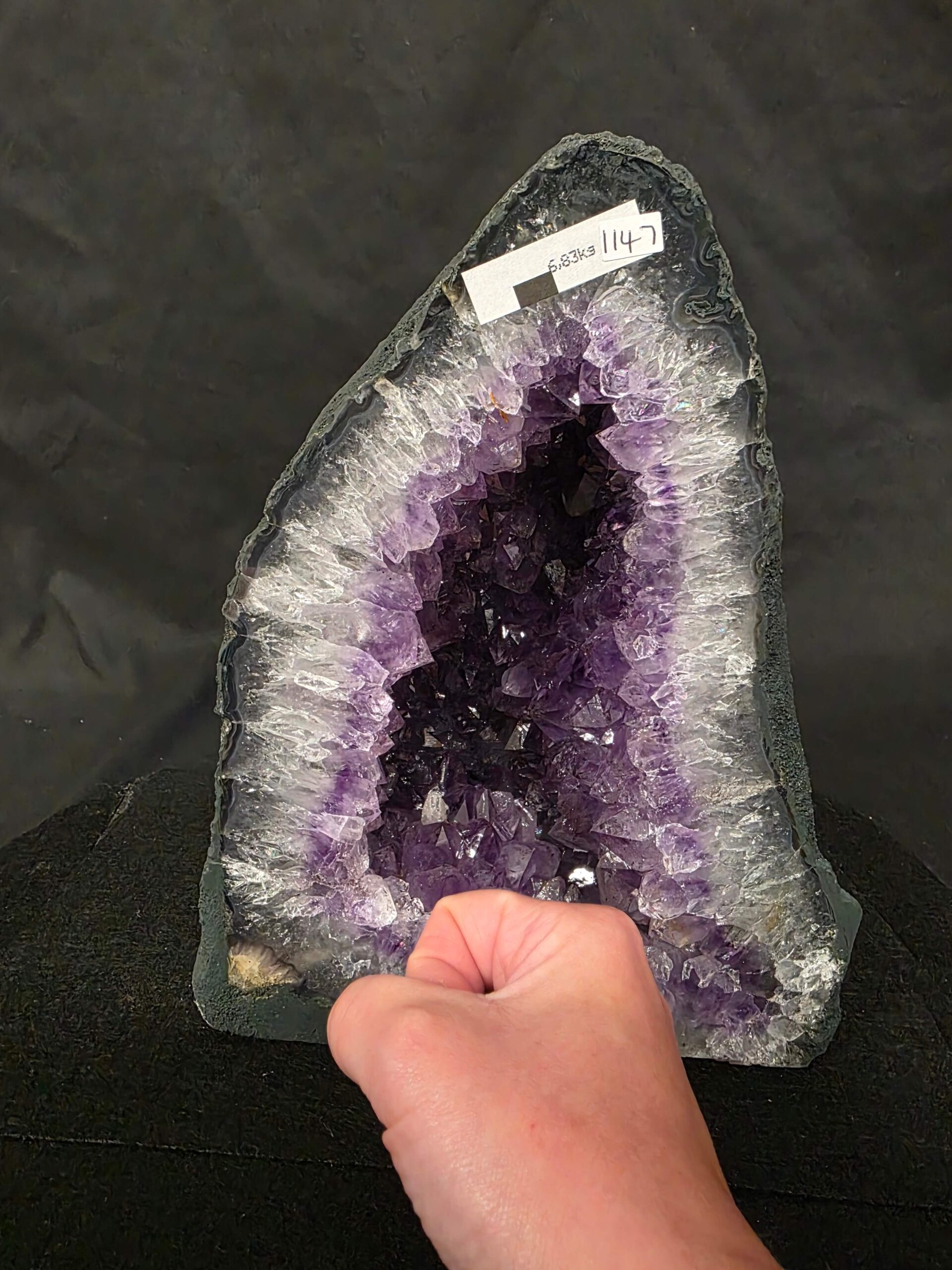Amethyst Crystal Geode 1147 Premium Queen Grade 6.83kg H25xW19xD15cm - Image 2