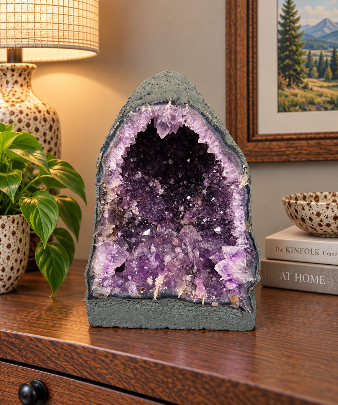 Amethyst Crystal Geode 1148 Premium Queen Grade 6.88kg H28xW19xD13cm