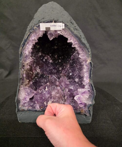 Amethyst Crystal Geode 1148 Premium Queen Grade 6.88kg H28xW19xD13cm - Image 5